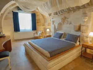 Azure Cave Suites - Cappadocia
