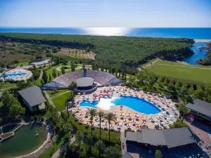 Torreserena Resort