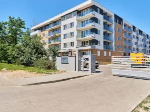 Vintage Apartment in New Estate with Parking - Krzyki Wrocław by Renters