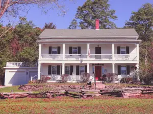 The Hann Homestead Inn