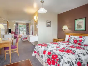 Knights Inn Woodstock