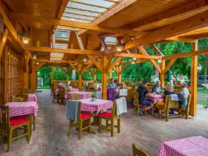 Lipicai Apartmanhazak