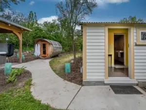 Matagouri Cottage - Port Levy Holiday Home