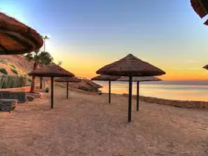 Spacious Apartments with Sea View at Samarah Resort