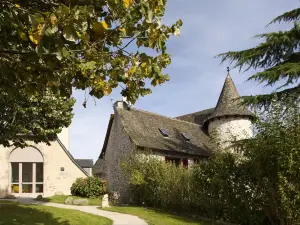 Logis Auberge de la Tour - Hôtel & Restaurants