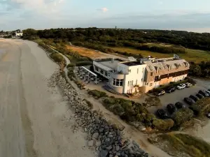 Logis Hôtel & Restaurant les Mouettes - Larmor Plage, Proche de Lorient