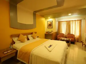 Hotel Kohinoor Square