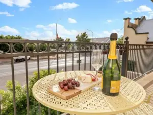 Stay Temora - Central Townhouse 290A