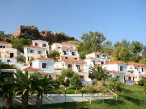 Clara Resort