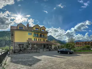 Hotel Cotiella