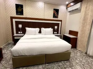 Hyatt Town Hotel Umluj 1