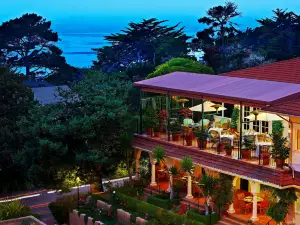 La Playa Hotel