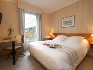 Hotel Sully