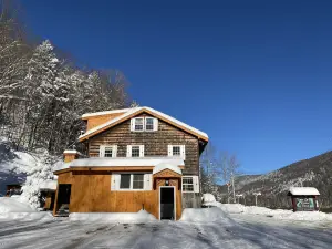 เทิร์นออฟริเวอร์ลอดจ์