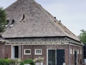 Fantastic Farmhouse for 22 in Callantsoog