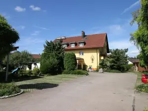 Hotel-Restaurant &  Gästehaus Löwen