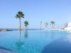 La Siesta Hotel & Beach Resort
