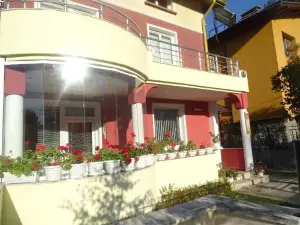We-Bo-Li Guest Rooms