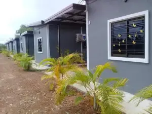 Benjamat Resort
