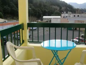 Studio in Lamalou les Bains, With Wonderful Mountain View, Furnished Balcony and Wifi