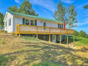 Welcoming Kentucky Home w/ Sprawling Views!