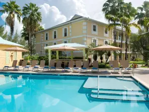 Sunshine Suites Resort