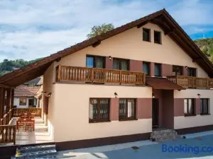 Casa Ilies