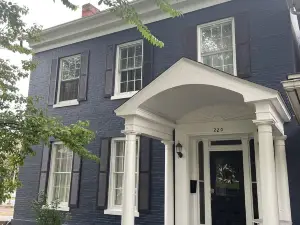The Indigo House- Located in the heart of Historic Hannibal, Missouri