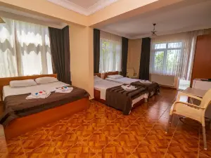 Pinar Otel
