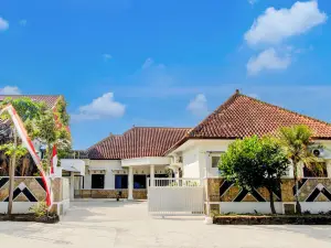 RedDoorz Syariah at Griya Wisata Wonogiri