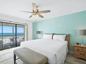 Pet Friendly Beach House - Summer Reign by Panhandle Getaways