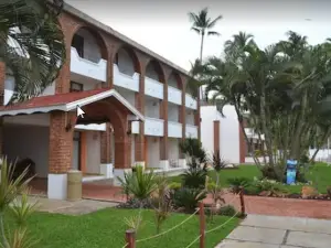 Costa Alegre Hotel & Suites