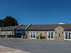 Kings Croft Hotel