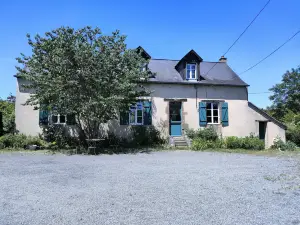 Chambres Dans le gîte "Rêves de Gamins", Proche du pôle Européen et du Circuit des 24h