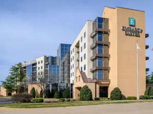 Embassy Suites by Hilton St. Louis Airport