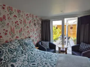 Flower Garden Studio in Sheringham Cycle Friendly