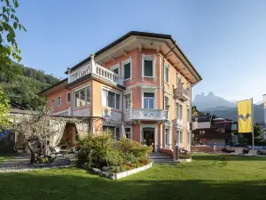 โรงแรมลูอิส