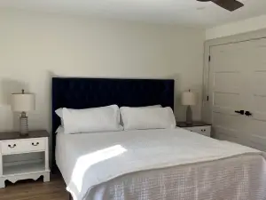 Charming 3-bedroom recently renovated 140 years old farmhouse in Mantua.