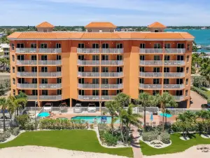 Surf Beach Treasure Island Resort