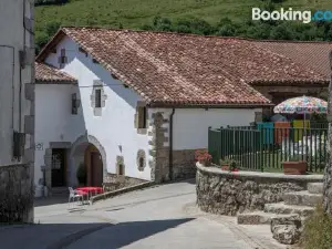 House With 5 Bedrooms in Baráibar, With Wonderful Mountain View, Furnished Garden and Wifi