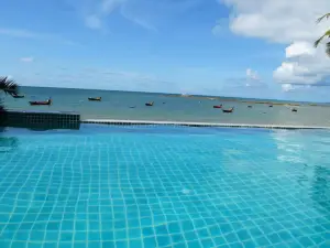 Royal Phala Cliff Beach Resort