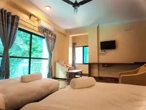 Shrestha Hotel HotSpring