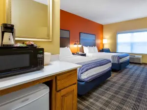 AmericInn by Wyndham Fulton Clinton