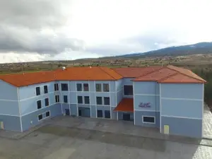 Lavanta Tepesi Otel Salda