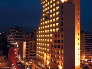 貝魯特拉烏什温德姆華美達廣場酒店