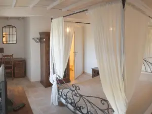 Mas Dansavan Chambres d'hôtes