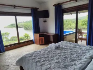 카사 칼레타스 푸에르토 코요테