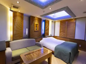 Water Hotel Cy (Audlt Only)