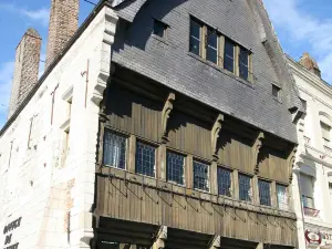 Ibis Cambrai