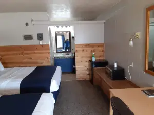 Two Rivers Inn West